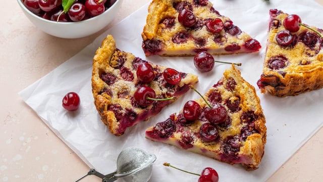 Oubliez le clafoutis : voici notre recette simplissime pour savourer les cerises autrement