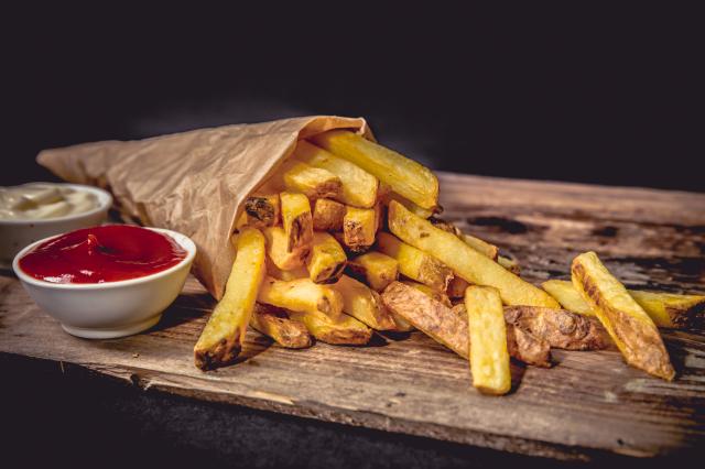 Belgique - Canada : quel pays remportera la coupe du monde de la frite ?