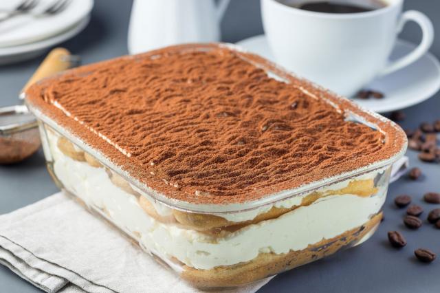 Plus besoin de repos, ce chef dévoile sa recette de tiramisu à déguster sans attendre
