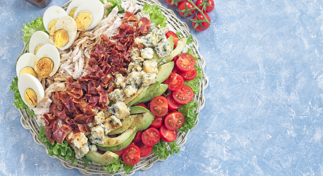 Les 10 meilleures recettes de salades avec du poulet !