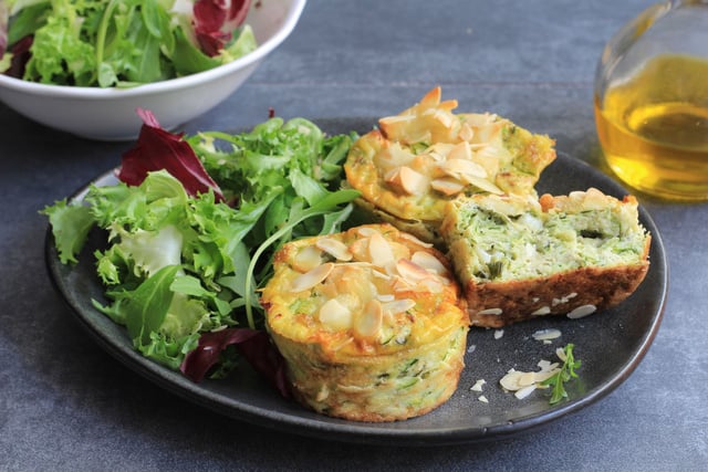 Flans courgettes et amandes par Nadia Paprikas