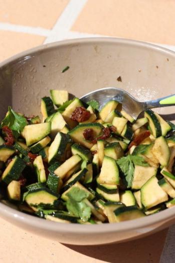 Recette Salade De Courgettes Crues Rapide 750g